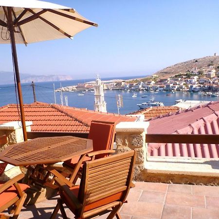 Bright Sun Villas Chalki Town Exterior foto